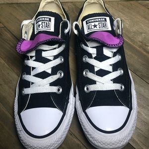 Womens size 6 converse allstar